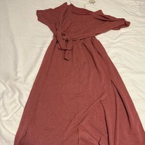 Mauve midi dress with tulip bottom cut tie waist and small cuff on sleeves